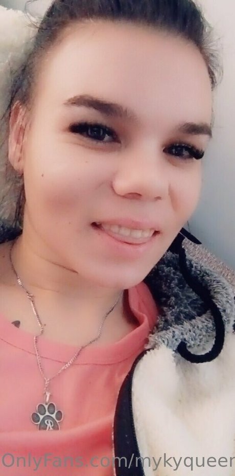 Naakte gelekte OnlyFans-foto van Mykyqueen