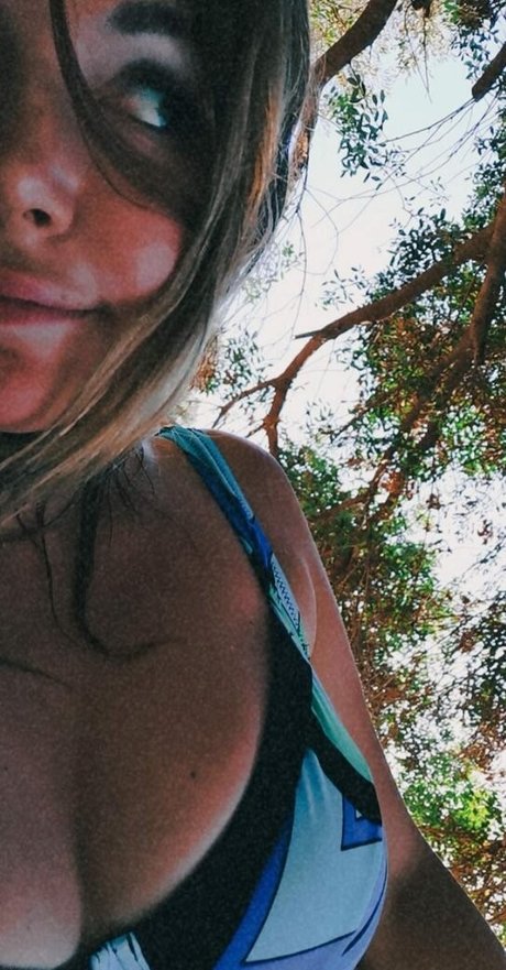 Naakte gelekte OnlyFans-foto van Donaspock