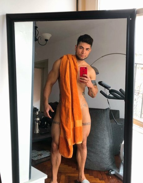 Naakte gelekte OnlyFans-foto van Liamgaltyfree