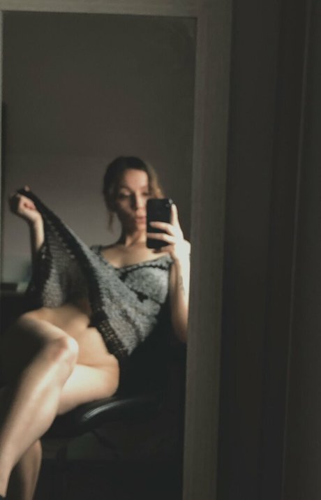 Naakte gelekte OnlyFans-foto van Rasbaerry
