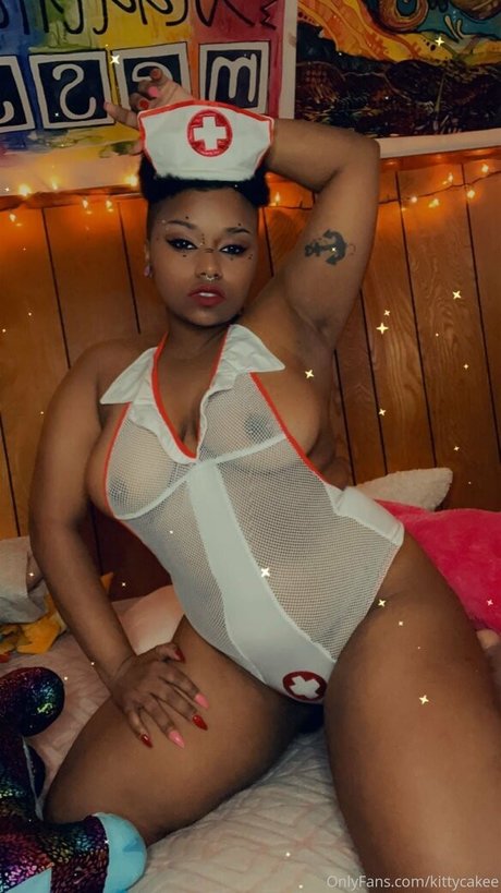 Naakte gelekte OnlyFans-foto van Jewelkitten