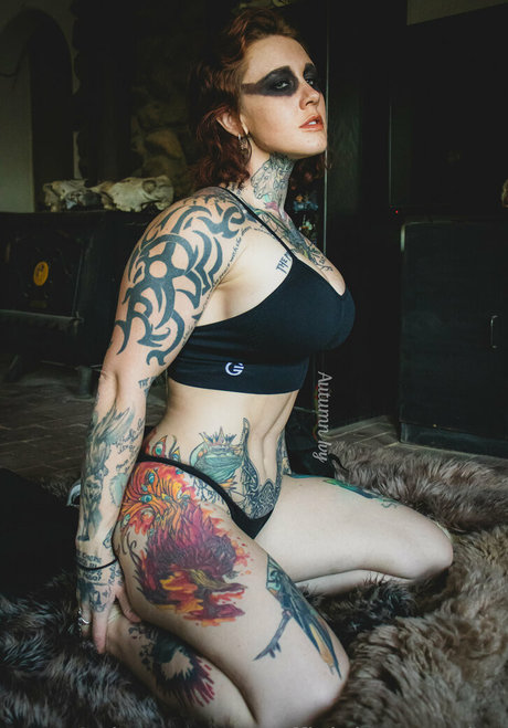Naakte gelekte OnlyFans-foto van Officialautumnivy