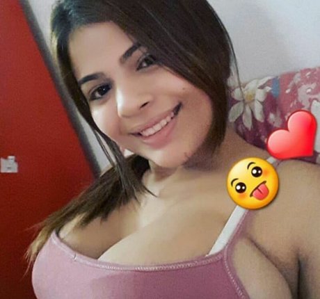 Naakte gelekte OnlyFans-foto van Maria Paola