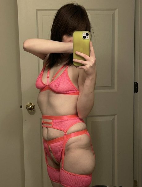 Naakte gelekte OnlyFans-foto van Meikowo