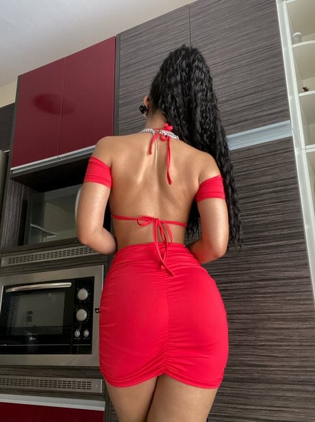 Naakte gelekte OnlyFans-foto van Mariana Curiel