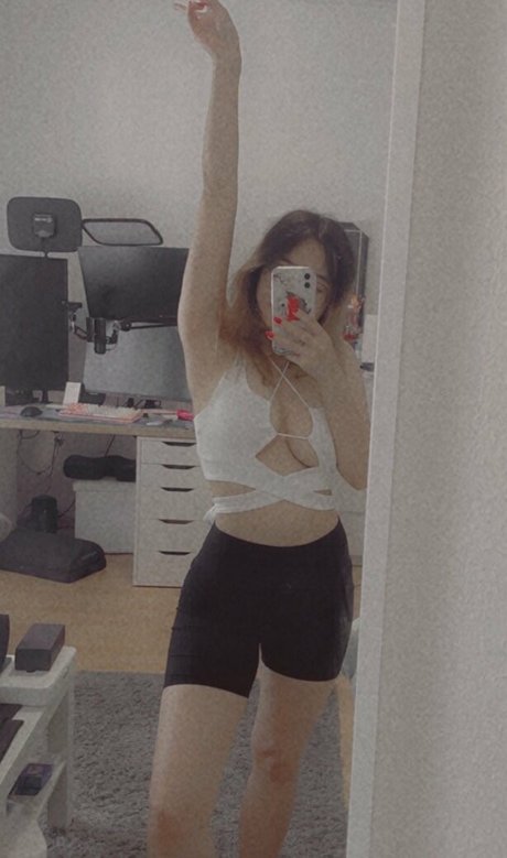 Naakte gelekte OnlyFans-foto van Xktie