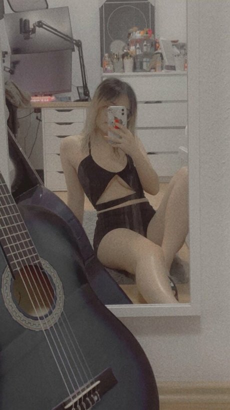 Naakte gelekte OnlyFans-foto van Xktie