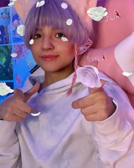 Naakte gelekte OnlyFans-foto van Edenthefairy