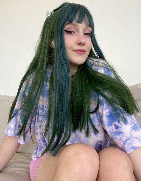Naakte gelekte OnlyFans-foto van Kinstardesu