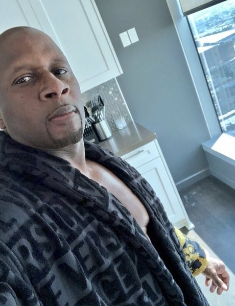 Naakte gelekte OnlyFans-foto van Freeprinceyahshua