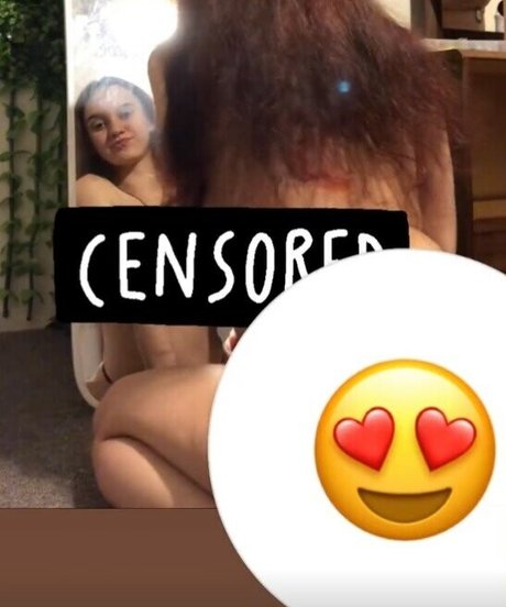 Naakte gelekte OnlyFans-foto van Itskaylabxbe