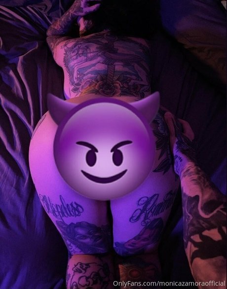 Naakte gelekte OnlyFans-foto van Monicazamoraofficial