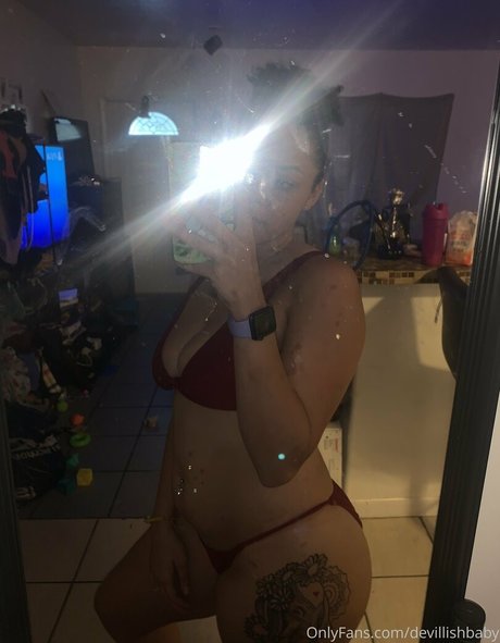 Naakte gelekte OnlyFans-foto van Devillishbaby