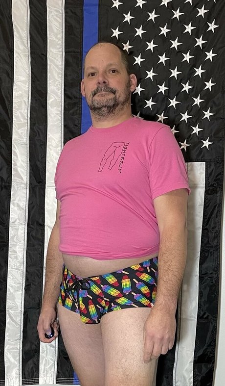 Naakte gelekte OnlyFans-foto van Bryofromohio