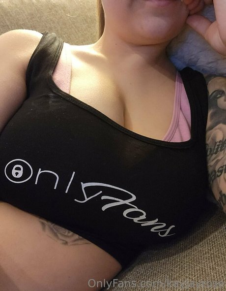 Naakte gelekte OnlyFans-foto van Kayjayrose