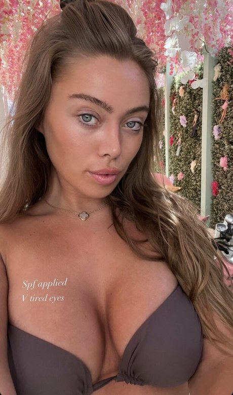 Naakte gelekte OnlyFans-foto van Tynelexy Clarson