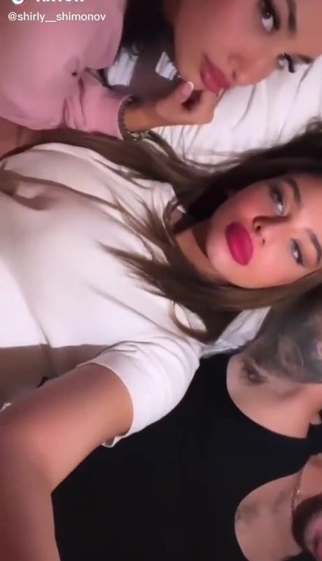 Naakte gelekte OnlyFans-foto van Hodaya Pinto