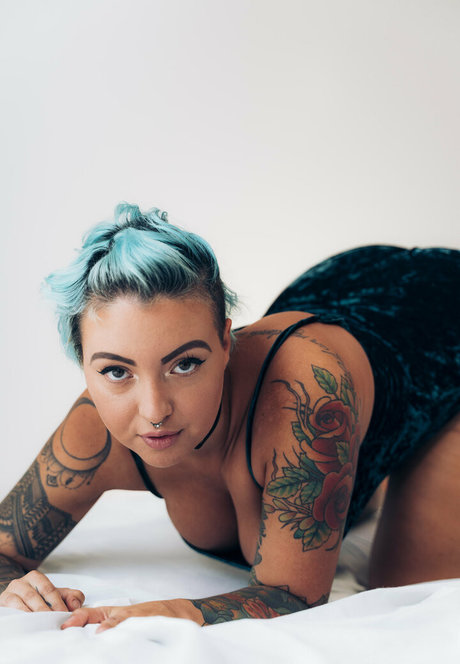 Naakte gelekte OnlyFans-foto van Lunalynn26