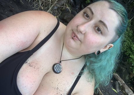 Naakte gelekte OnlyFans-foto van Domisbomb