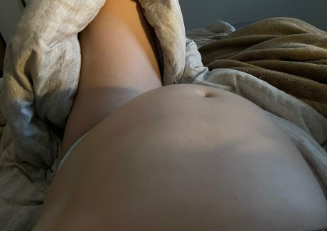 Naakte gelekte OnlyFans-foto van Livpat3
