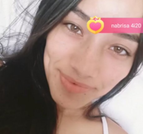 Naakte gelekte OnlyFans-foto van Foxtina