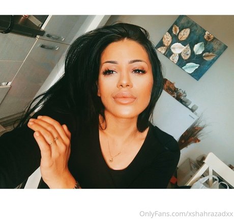 Naakte gelekte OnlyFans-foto van Sherryshaz