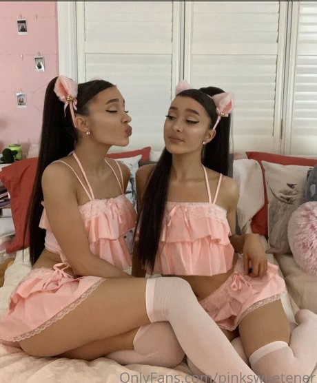 Naakte gelekte OnlyFans-foto van Pinksweetener