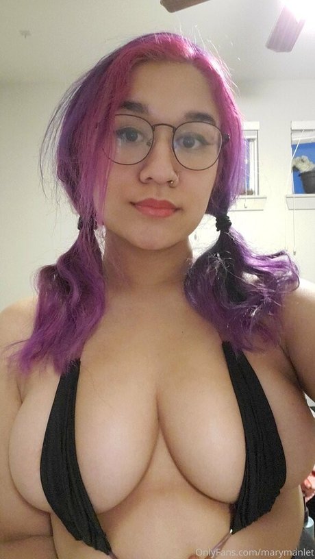 Naakte gelekte OnlyFans-foto van Marymanlet