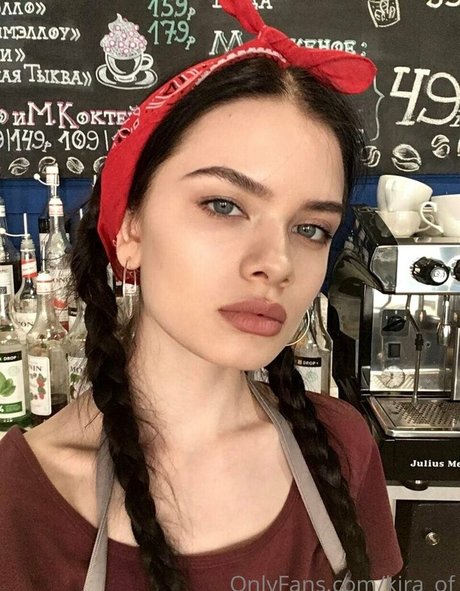 Naakte gelekte OnlyFans-foto van Kiraof