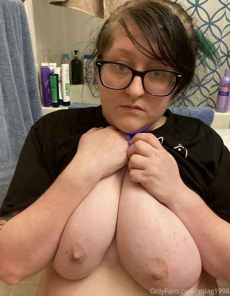 Naakte gelekte OnlyFans-foto van Solag1998