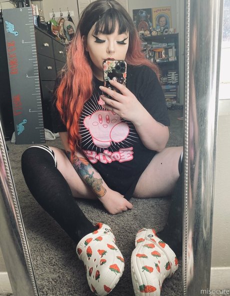 Naakte gelekte OnlyFans-foto van Misocute
