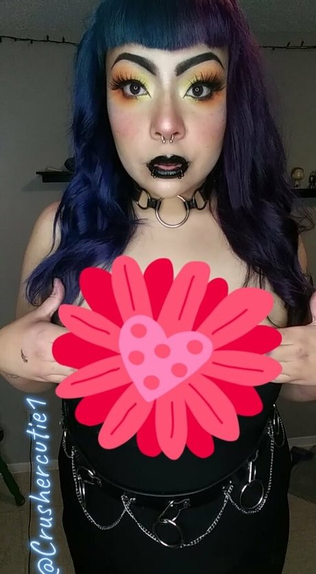 Naakte gelekte OnlyFans-foto van Crushercutie1
