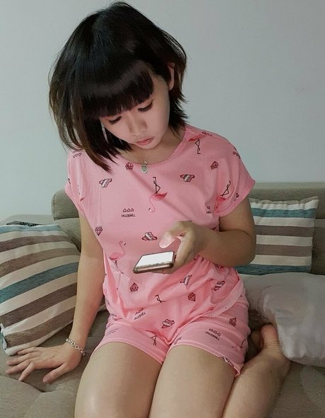 Naakte gelekte OnlyFans-foto van Itsbellaadrianna