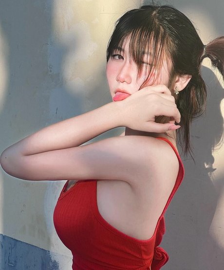 Naakte gelekte OnlyFans-foto van Fmanatsanan