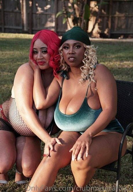 Naakte gelekte OnlyFans-foto van Clubmaseratixxx