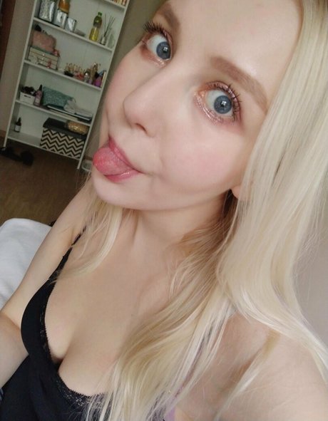 Naakte gelekte OnlyFans-foto van Aestheticusernameuwu