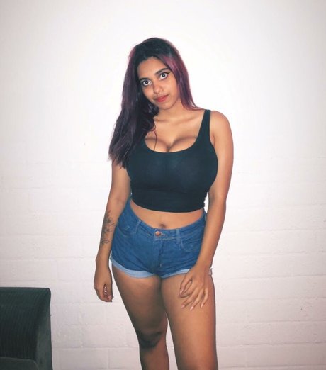 Naakte gelekte OnlyFans-foto van Mayellen