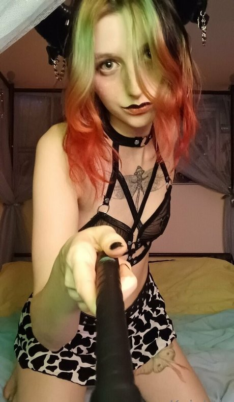 Naakte gelekte OnlyFans-foto van Edgykittykat