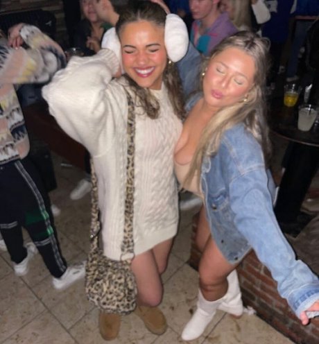 Naakte gelekte OnlyFans-foto van Jillian