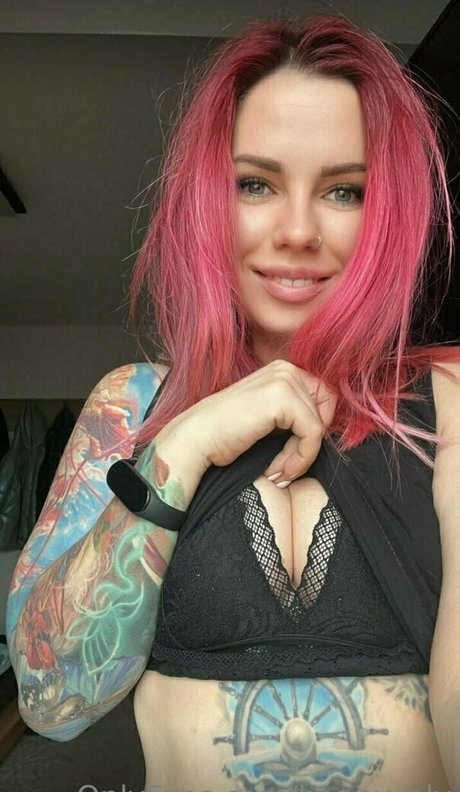 Honeyaly