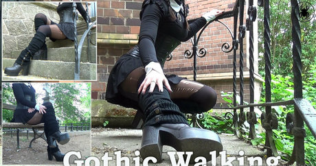 Naakte gelekte OnlyFans-foto van Downtherabbithole666