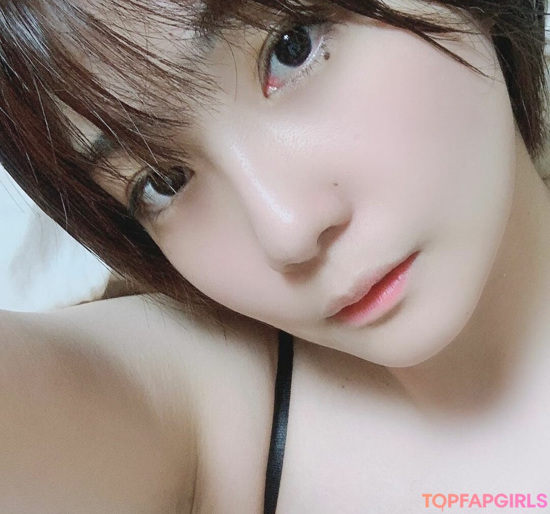 Naakte gelekte OnlyFans-foto van Ayameapricot #1207