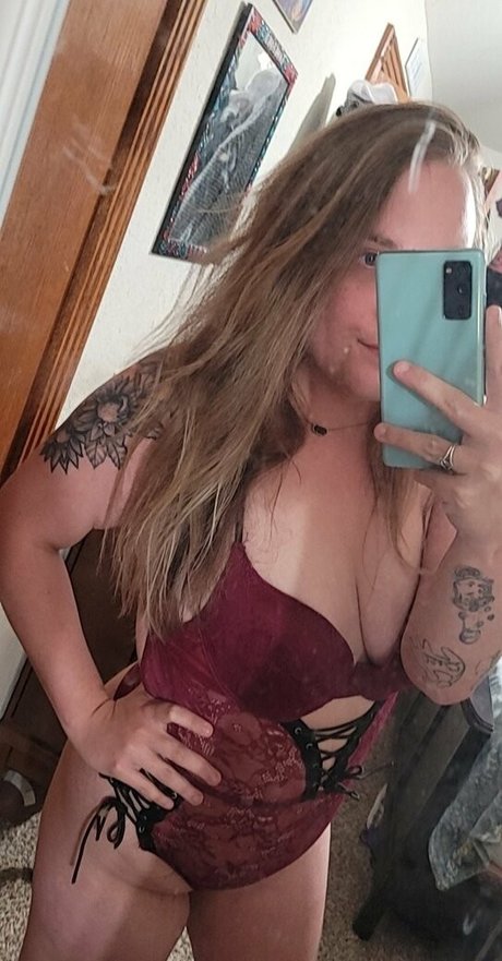 Naakte gelekte OnlyFans-foto van Shaholl13