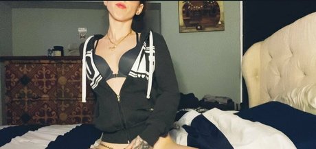 Naakte gelekte OnlyFans-foto van Daddyzlittlesecret