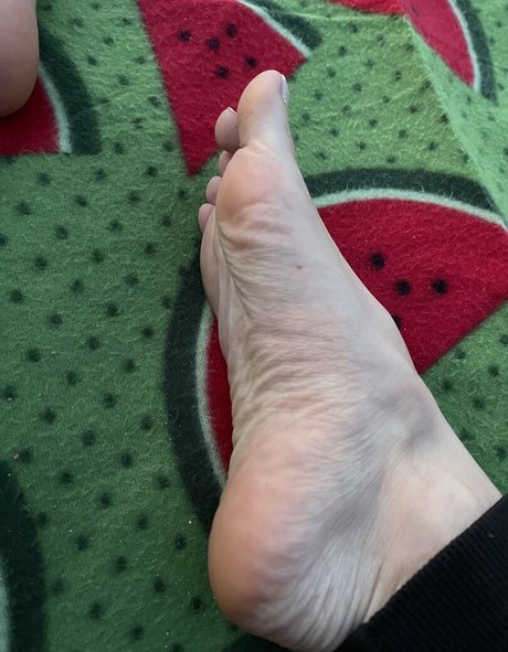 Naakte gelekte OnlyFans-foto van Darkqueenn01