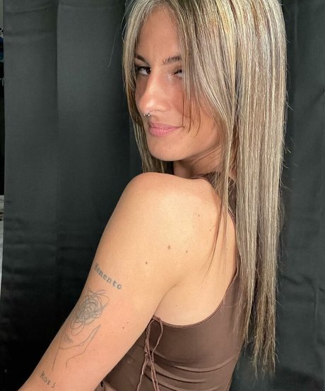 Naakte gelekte OnlyFans-foto van Jessica Clark