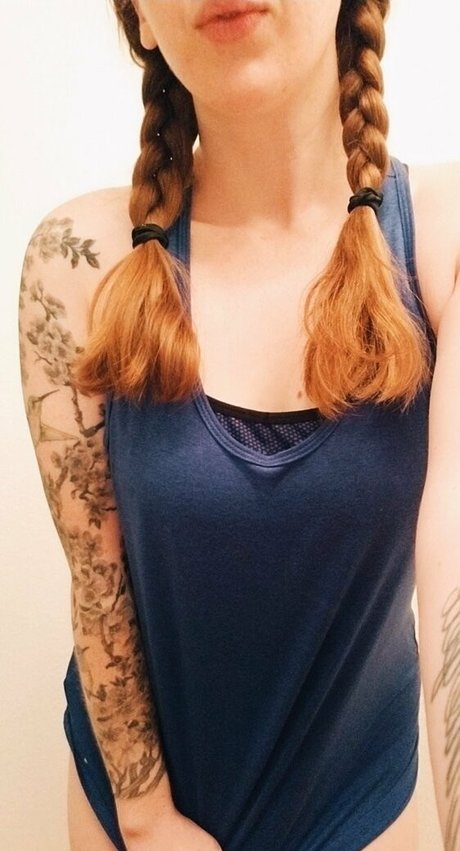 Naakte gelekte OnlyFans-foto van Ellierowynfans