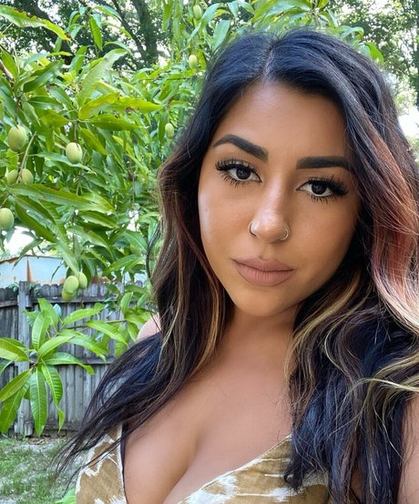 Naakte gelekte OnlyFans-foto van Gabrielamal