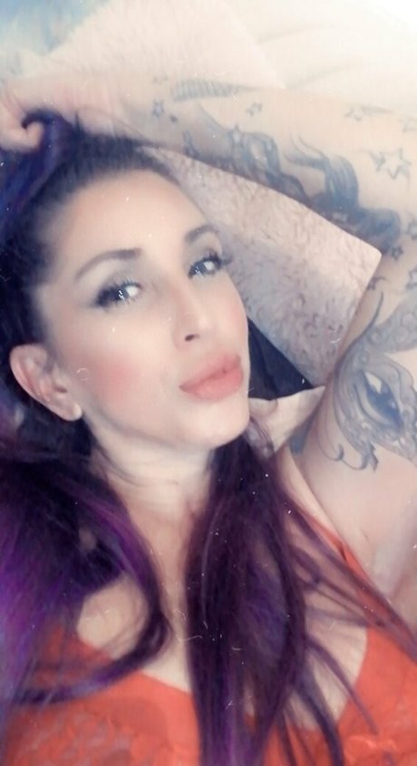 Naakte gelekte OnlyFans-foto van Britishmumanddaughter