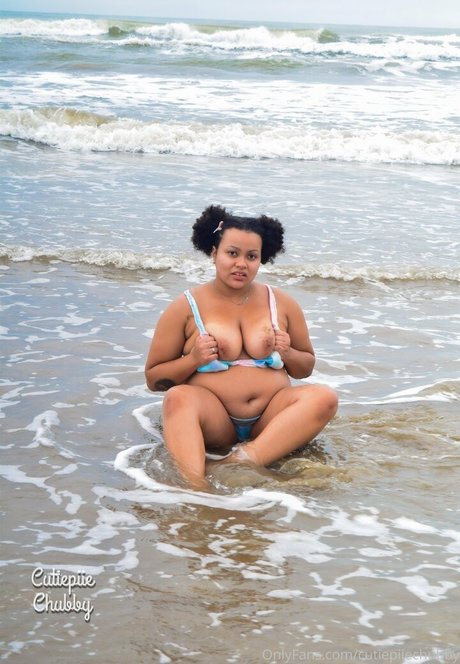 Naakte gelekte OnlyFans-foto van Cutiepiiechubby